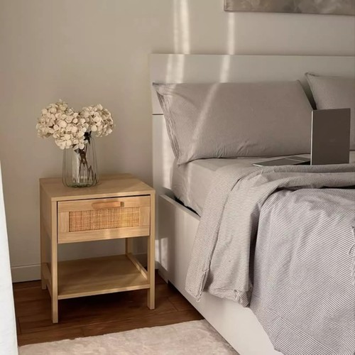 Bedroom bedside table - bedside,